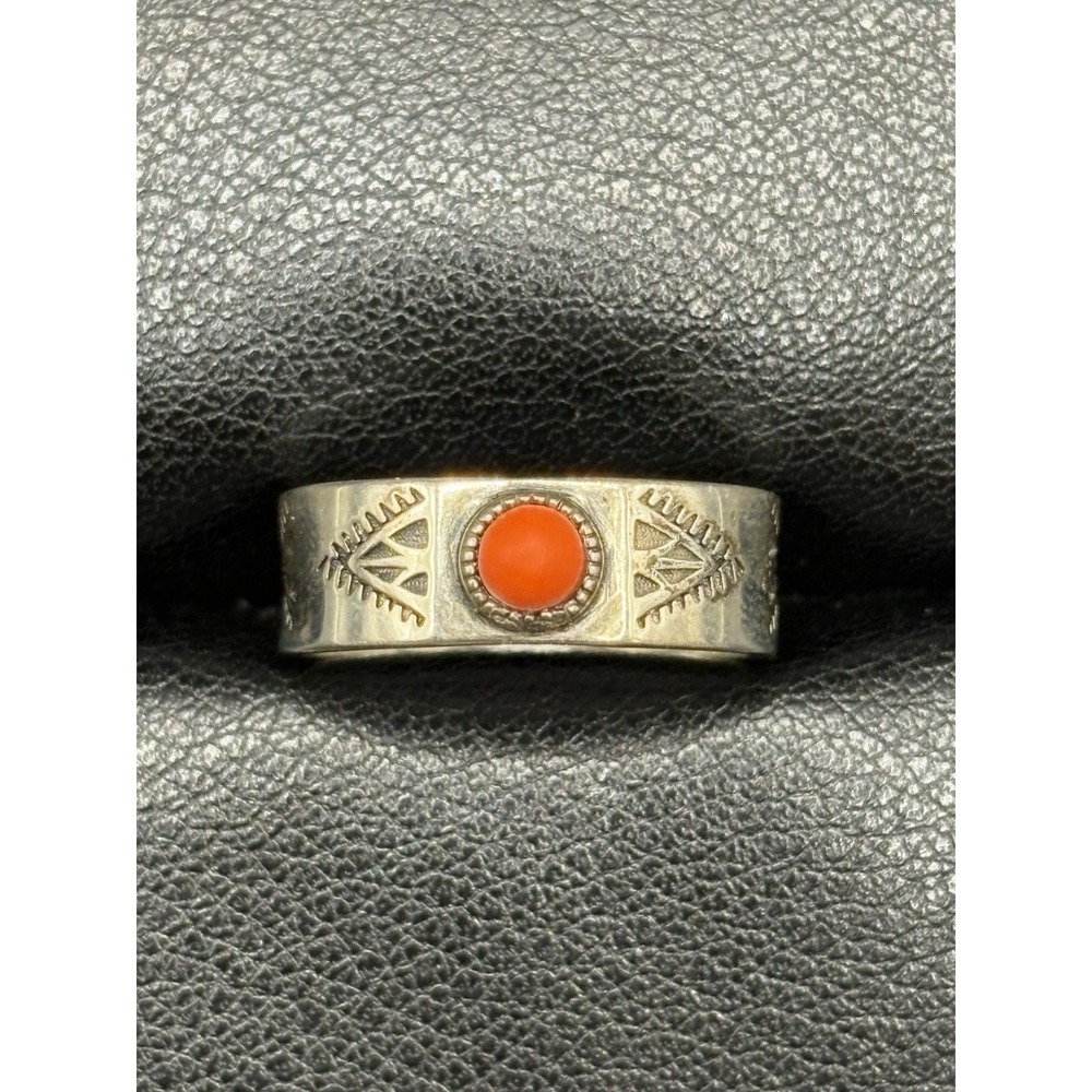 EUC Sterling Silver Carnelian Arrow Band Size 7.25 F3